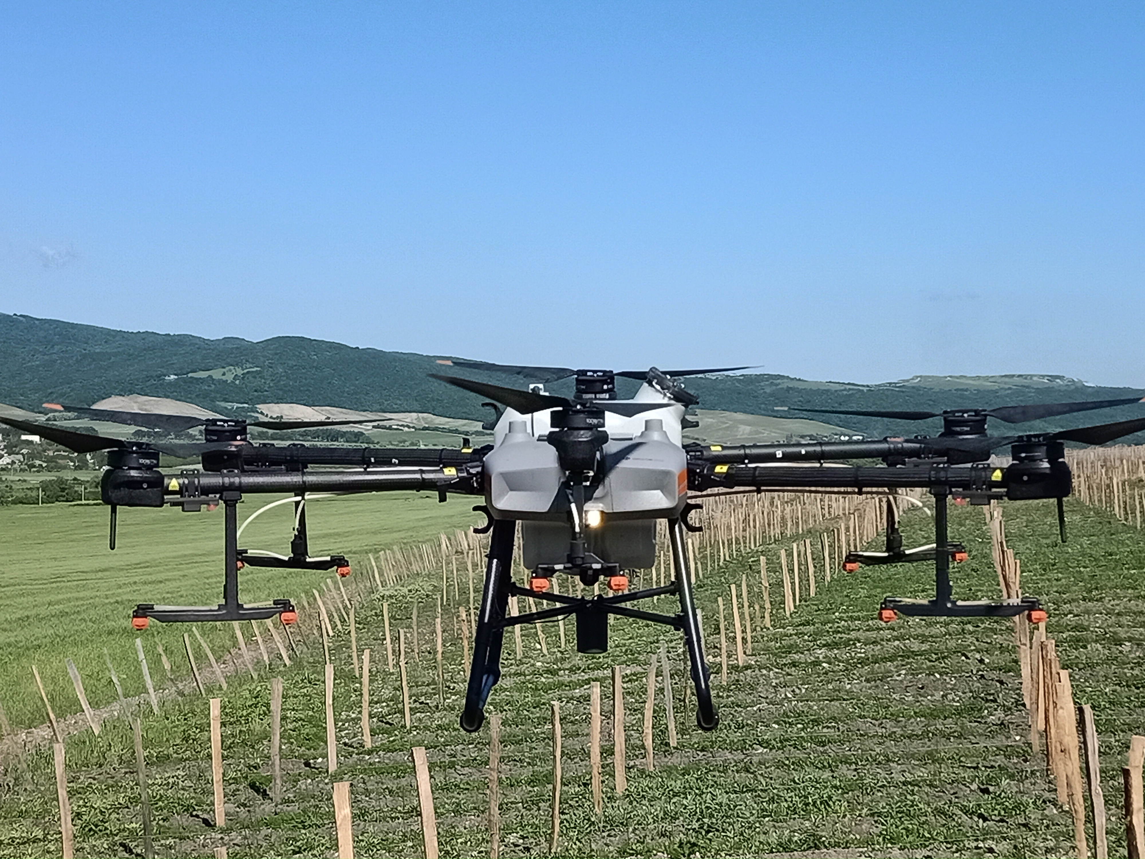 обработки полей дронами